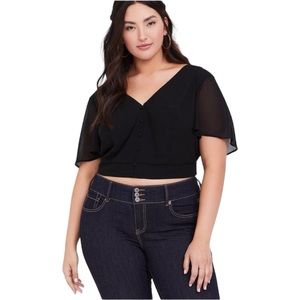 Torrid Chiffon Crop blouse cropped Top Black size 1XL.